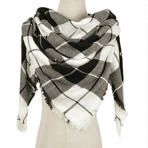 🍁Large Plaid Scarf/Shawl🍁